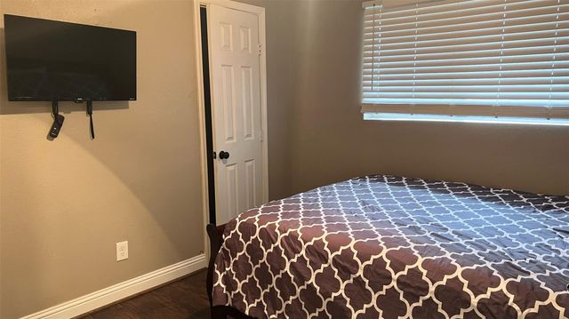 6335 Tall Willow Drive, Houston, TX 77088