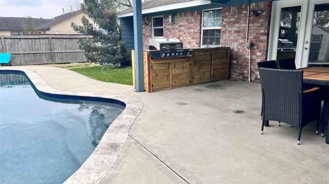 6335 Tall Willow Drive, Houston, TX 77088