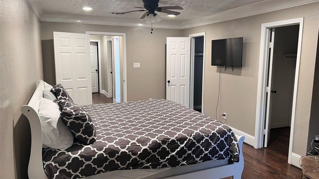 6335 Tall Willow Drive, Houston, TX 77088