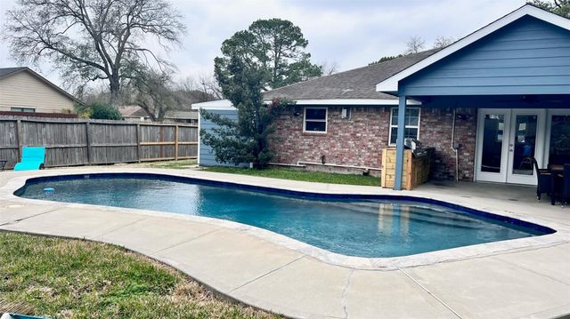6335 Tall Willow Drive, Houston, TX 77088
