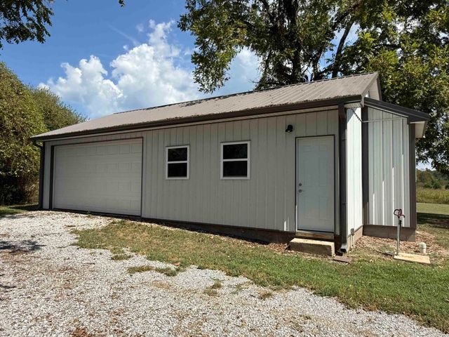 20304 N Hwy 5, Mountain View, AR 72560