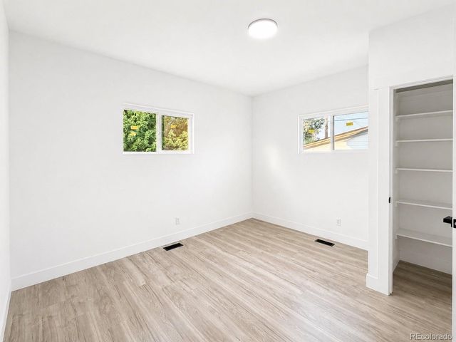 5755 W 43rd Ave, Denver, CO 80212