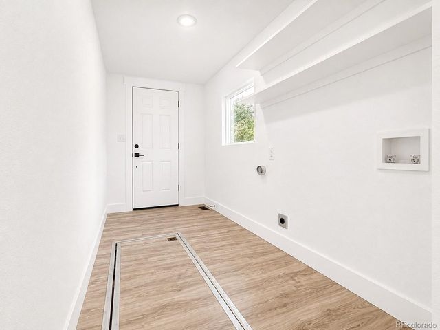 5755 W 43rd Ave, Denver, CO 80212
