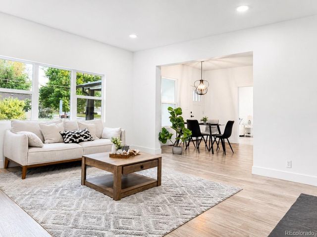 5755 W 43rd Ave, Denver, CO 80212