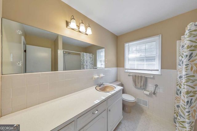 3072 Vandiver Drive, Marietta, GA 30066