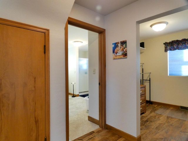 2238 GOLDEN GLOW ROAD, De Pere, WI 54115