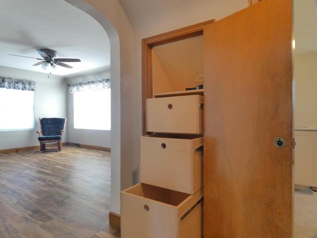 2238 GOLDEN GLOW ROAD, De Pere, WI 54115