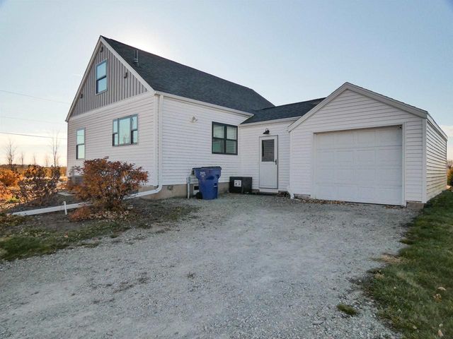 2238 GOLDEN GLOW ROAD, De Pere, WI 54115