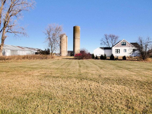 2238 GOLDEN GLOW ROAD, De Pere, WI 54115