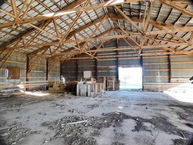 2238 GOLDEN GLOW ROAD, De Pere, WI 54115