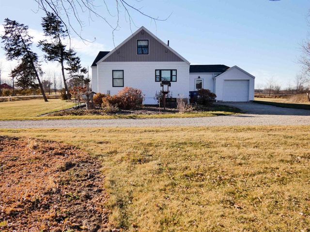 2238 GOLDEN GLOW ROAD, De Pere, WI 54115
