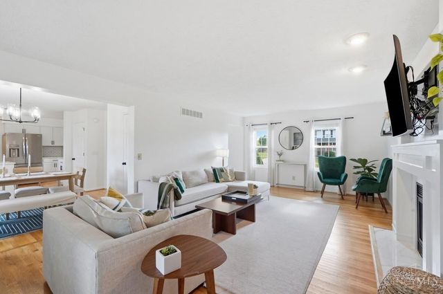7857 Bayer Drive, West Chester, OH 45069