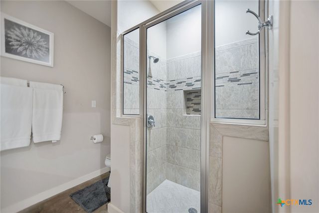 507 S 7th Street, Port O'connor, TX 77982