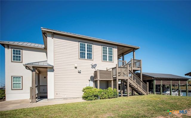 507 S 7th Street, Port O'connor, TX 77982