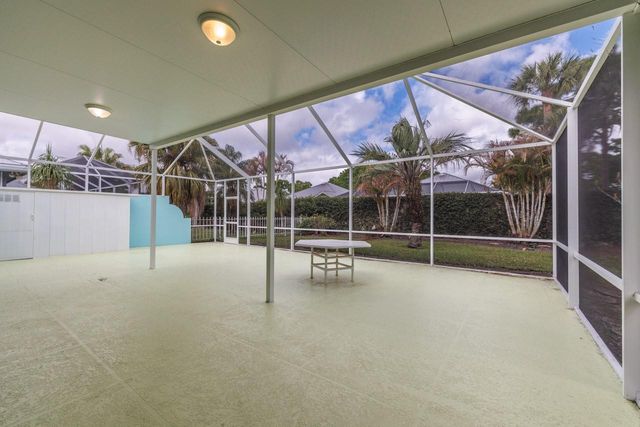 2275 SW Mayflower Drive, Palm City, FL 34990