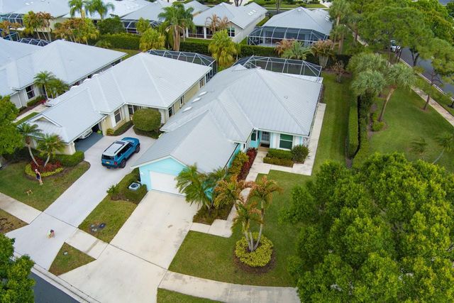 2275 SW Mayflower Drive, Palm City, FL 34990