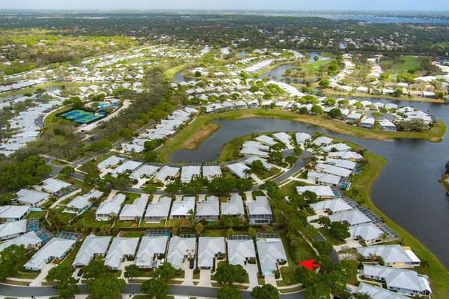 2275 SW Mayflower Drive, Palm City, FL 34990