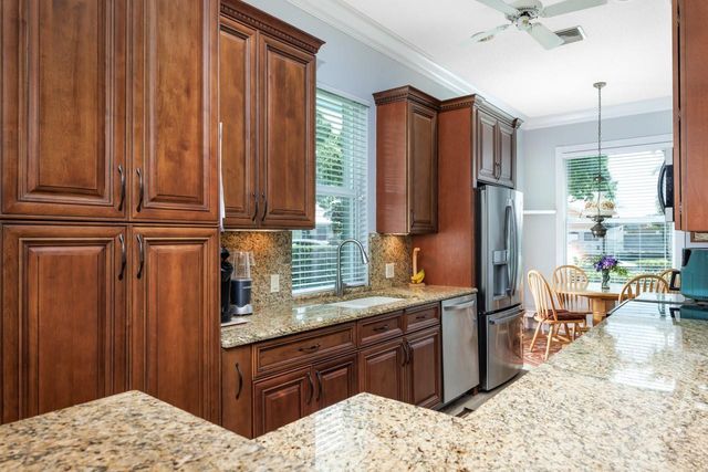 2275 SW Mayflower Drive, Palm City, FL 34990