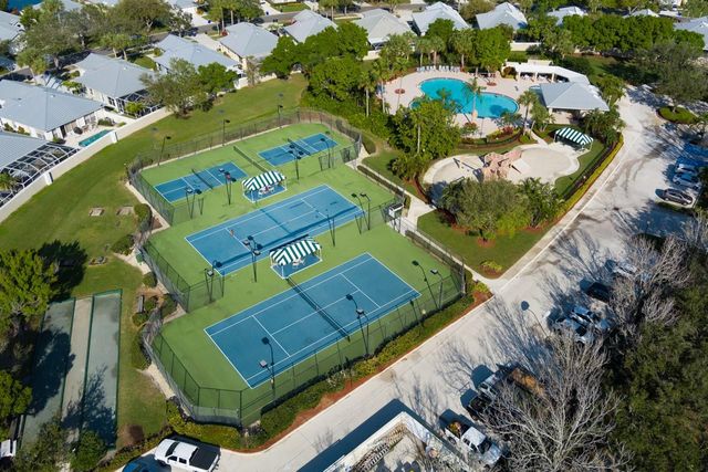 2275 SW Mayflower Drive, Palm City, FL 34990