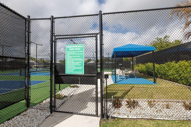 2275 SW Mayflower Drive, Palm City, FL 34990