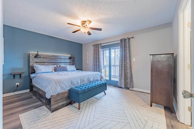 9465 S Pointe Retreat Drive, Bloomington, IN 47401