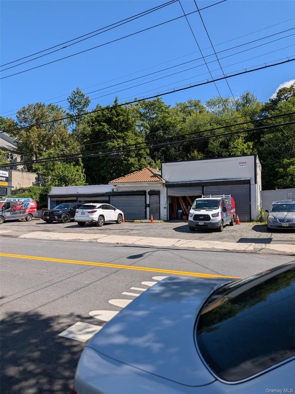 290-298 Warburton Avenue, Yonkers, NY 10701 — photo 2