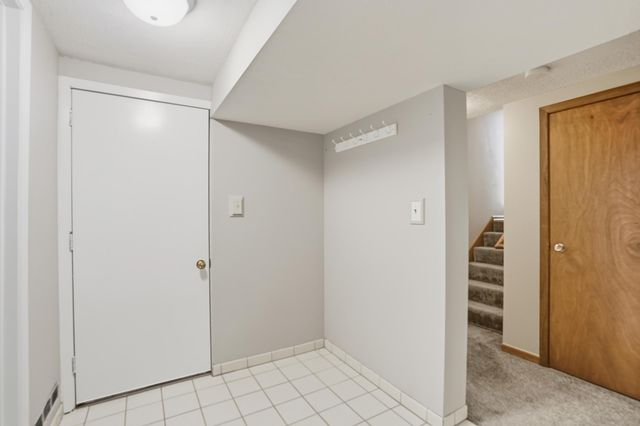 104 Mark Drive NE, Hutchinson, MN 55350