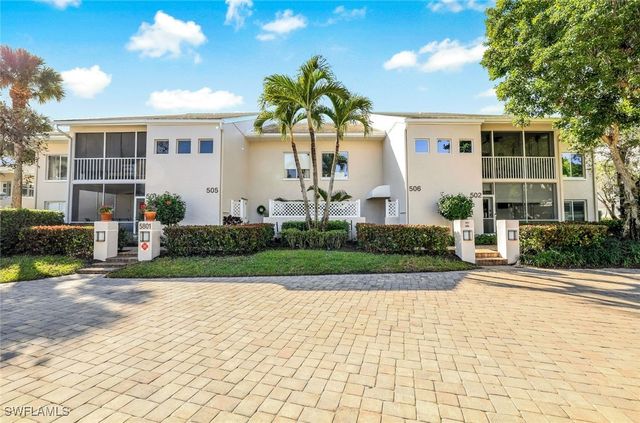 5801 Glencove DR 502, Naples, FL 34108