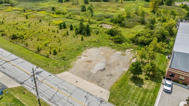 1329 E Schaaf Road, Brooklyn Heights, OH 44131