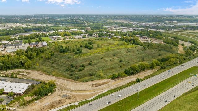 1329 E Schaaf Road, Brooklyn Heights, OH 44131