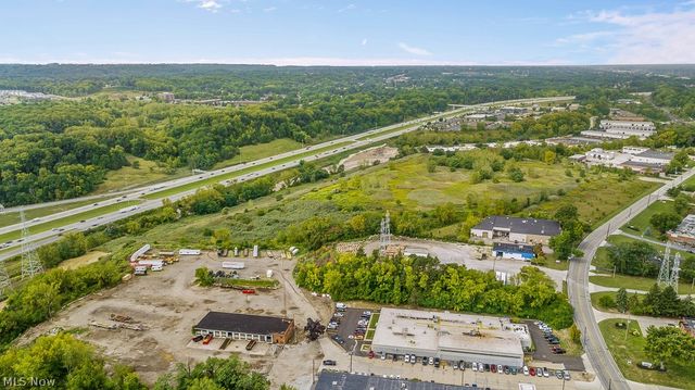 1329 E Schaaf Road, Brooklyn Heights, OH 44131