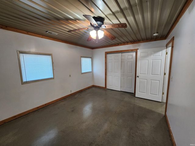 4026 W US Hwy 50, Mitchell, IN 47446