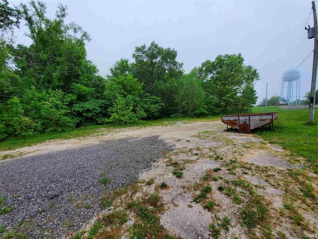 4026 W US Hwy 50, Mitchell, IN 47446