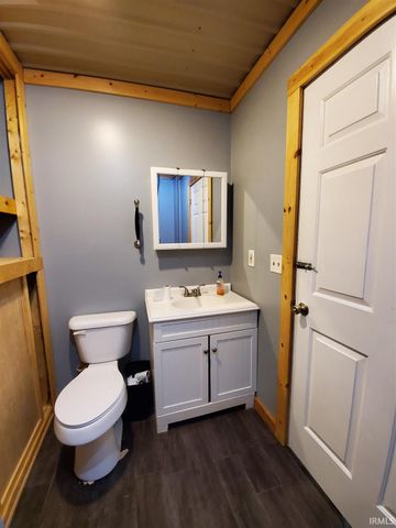 4026 W US Hwy 50, Mitchell, IN 47446