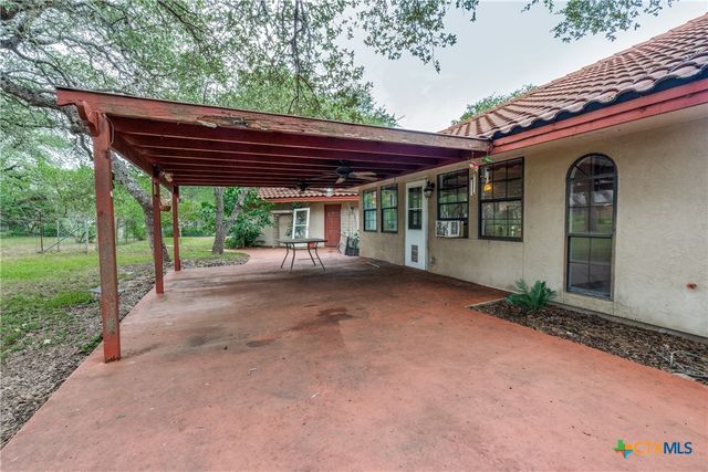 8470 Park Lane Drive, San Antonio, TX 78266