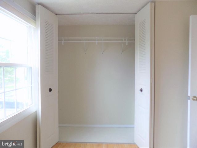 5920 SPRUCE RUN CT, Centreville, VA 20121