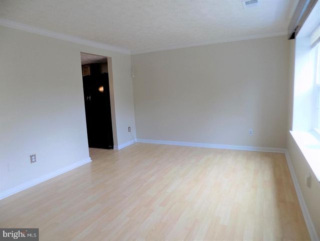 5920 SPRUCE RUN CT, Centreville, VA 20121