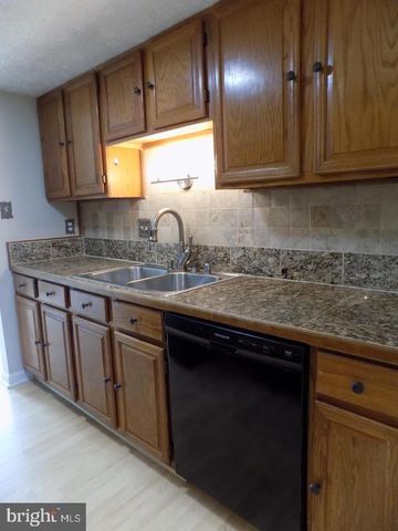 5920 SPRUCE RUN CT, Centreville, VA 20121