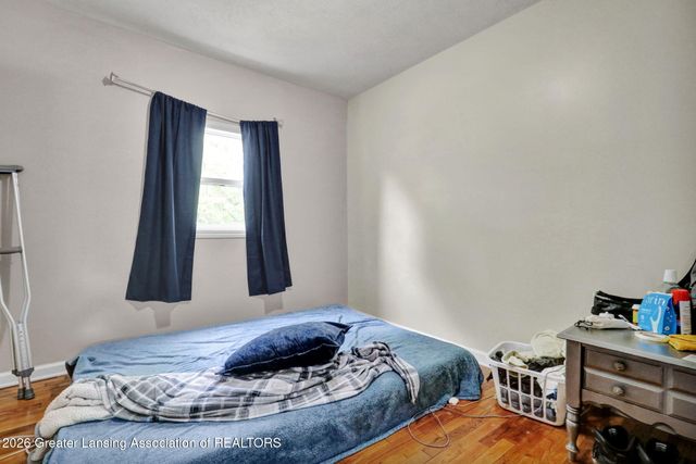 2053 Phillips Avenue, Holt, MI 48842