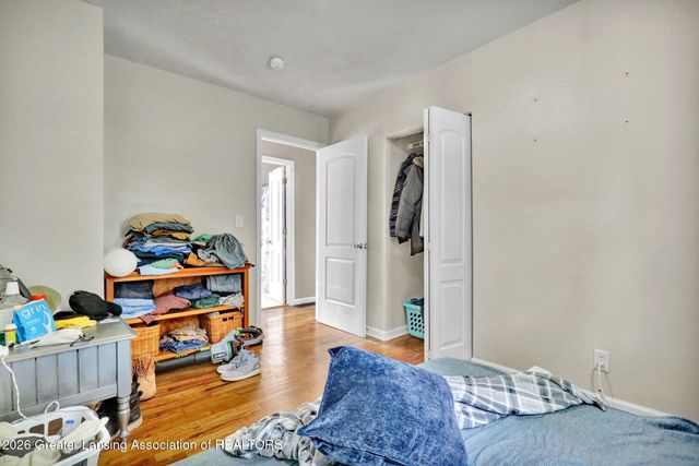 2053 Phillips Avenue, Holt, MI 48842