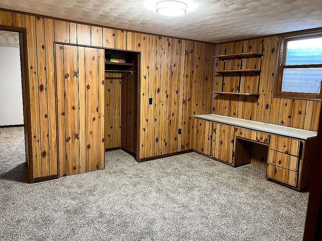 6530 Paw Paw Avenue, Coloma Twp, MI 49038
