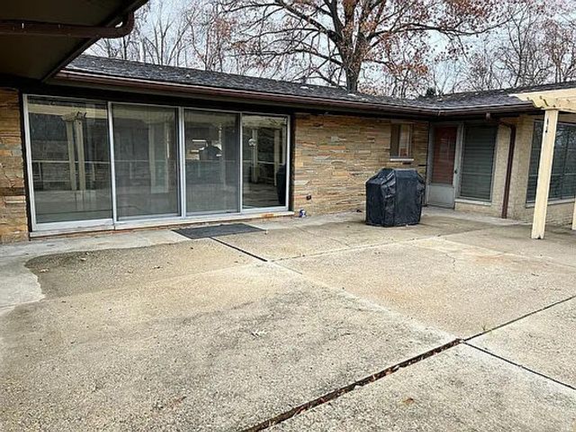 6530 Paw Paw Avenue, Coloma Twp, MI 49038