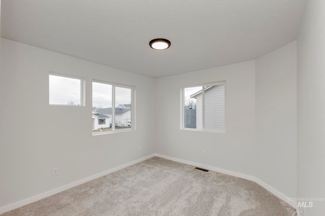 2086 S Border Way, Meridian, ID 83642