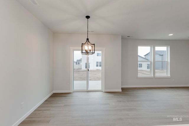 2086 S Border Way, Meridian, ID 83642