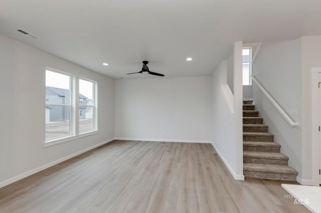 2086 S Border Way, Meridian, ID 83642