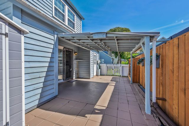 1607 Havens Dr., North Myrtle Beach, SC 29582
