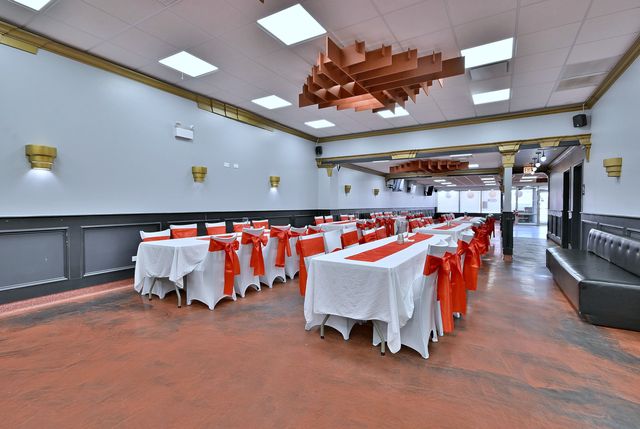 5319 W Belmont Avenue, Chicago, IL 60641