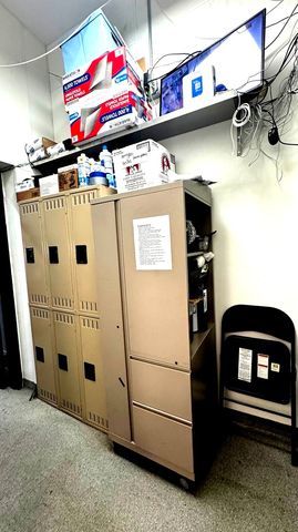 5319 W Belmont Avenue, Chicago, IL 60641