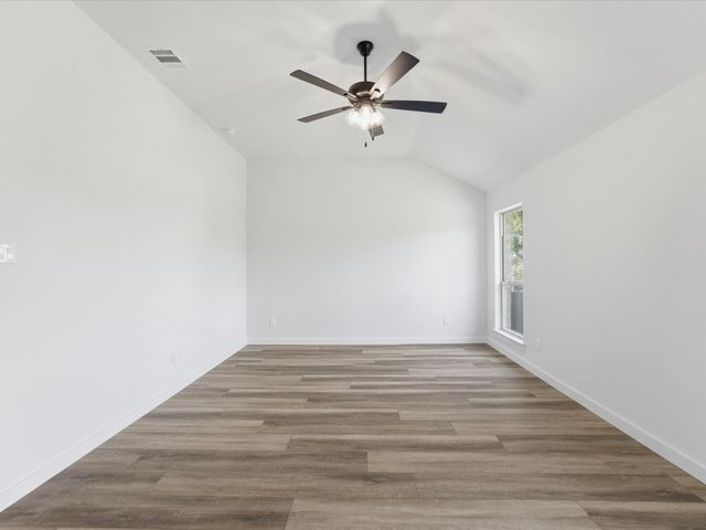 1537 Dresser Street, Graham, TX 76450