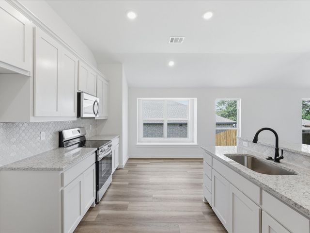 1537 Dresser Street, Graham, TX 76450